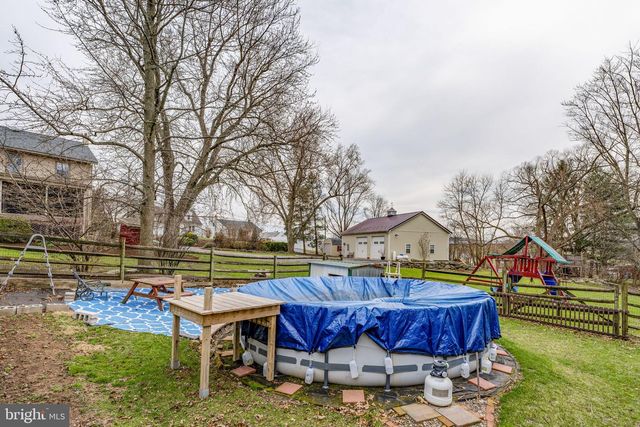 339 S MARKET ST, Newmanstown, PA 17073