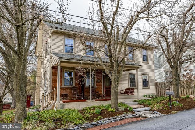339 S MARKET ST, Newmanstown, PA 17073