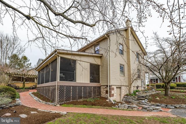 339 S MARKET ST, Newmanstown, PA 17073