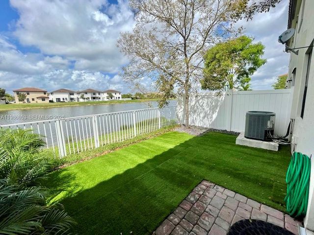 9370 W 34th Ct, Hialeah, FL 33018