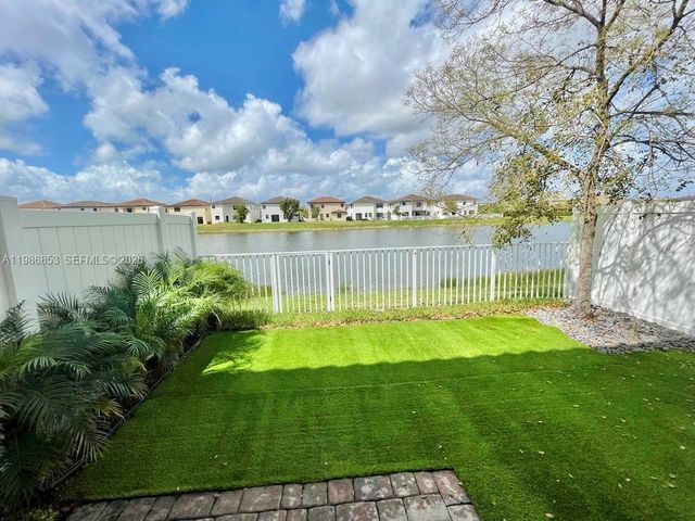 9370 W 34th Ct, Hialeah, FL 33018