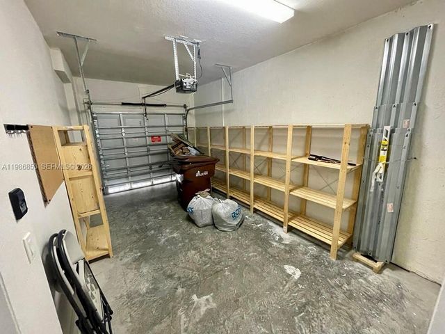 9370 W 34th Ct, Hialeah, FL 33018