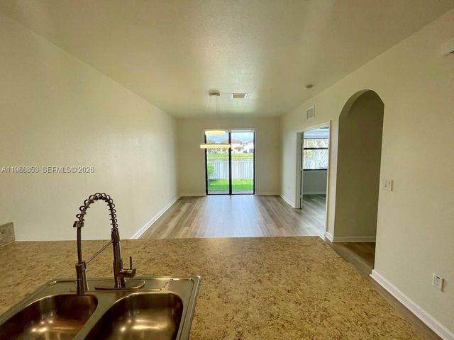 9370 W 34th Ct, Hialeah, FL 33018