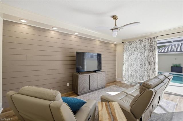 3542 Zanzibar WAY, Naples, FL 34119