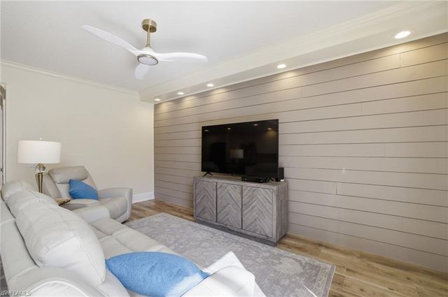 3542 Zanzibar WAY, Naples, FL 34119