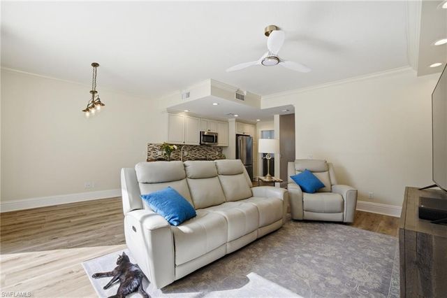 3542 Zanzibar WAY, Naples, FL 34119