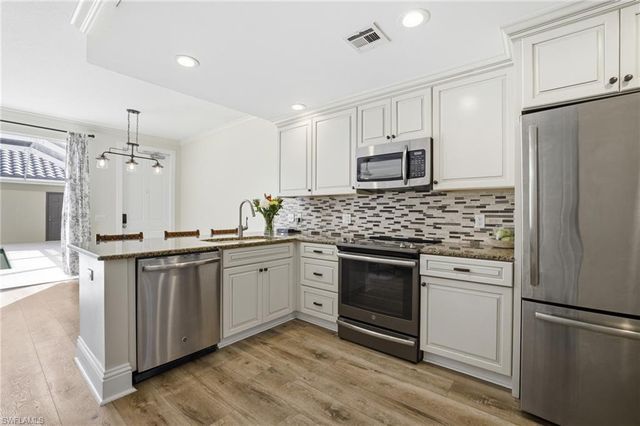 3542 Zanzibar WAY, Naples, FL 34119