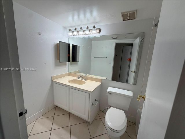 7601 E Treasure Drive 902, North Bay Village, FL 33141