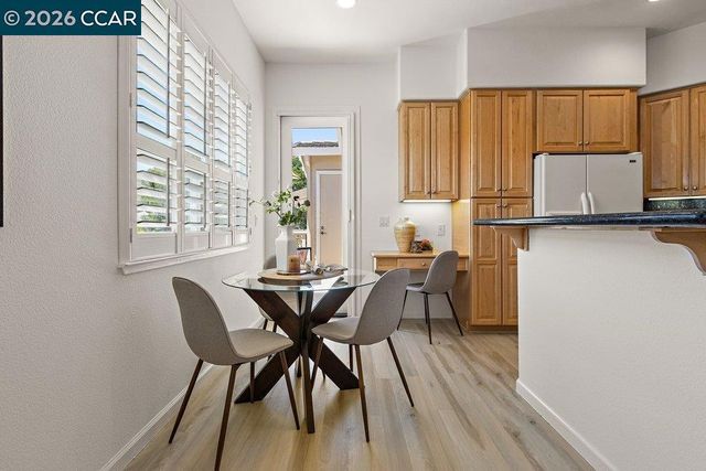 3024 Grey Eagle Dr, Walnut Creek, CA 94595