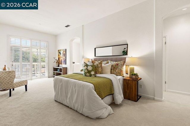 3024 Grey Eagle Dr, Walnut Creek, CA 94595