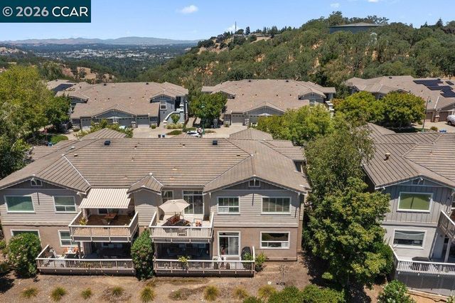 3024 Grey Eagle Dr, Walnut Creek, CA 94595