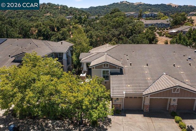 3024 Grey Eagle Dr, Walnut Creek, CA 94595