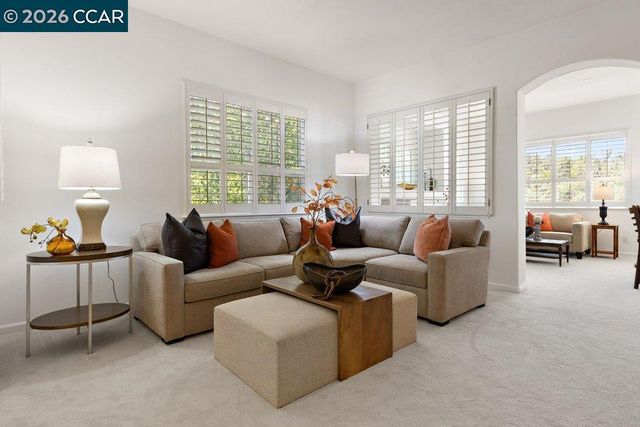 3024 Grey Eagle Dr, Walnut Creek, CA 94595