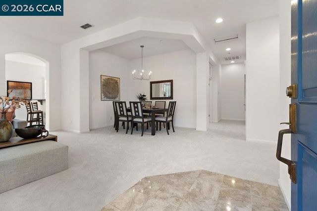 3024 Grey Eagle Dr, Walnut Creek, CA 94595