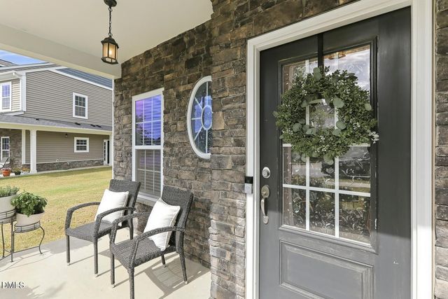 529 Barneswyck Drive, Fuquay Varina, NC 27526