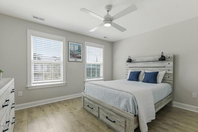 529 Barneswyck Drive, Fuquay Varina, NC 27526