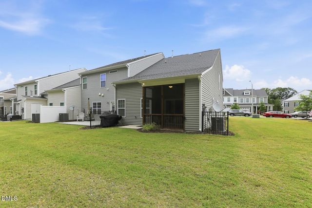 529 Barneswyck Drive, Fuquay Varina, NC 27526
