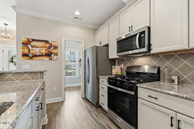 529 Barneswyck Drive, Fuquay Varina, NC 27526