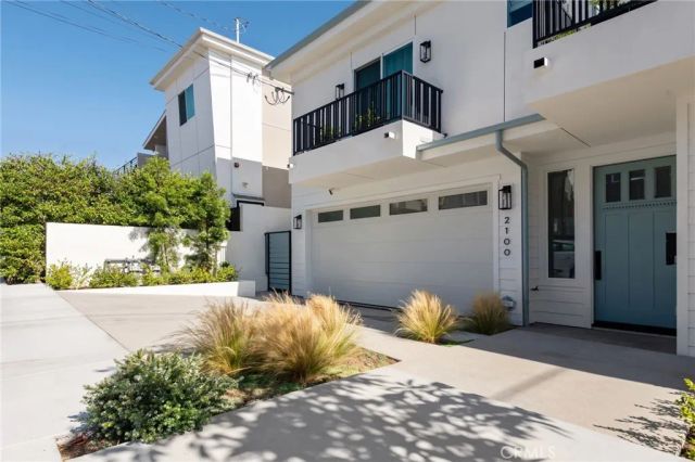 2100 Carnegie Lane, Redondo Beach, CA 90278