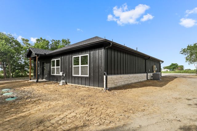 153 SW County Road 3020, Purdon, TX 76679