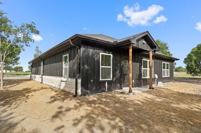 153 SW County Road 3020, Purdon, TX 76679