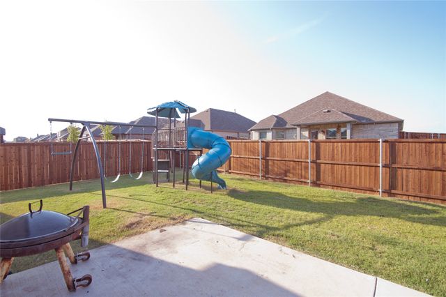 1345 Fox Glen Trail, Crowley, TX 76036