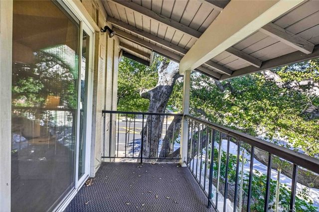 835 N Altadena Drive, Pasadena, CA 91107