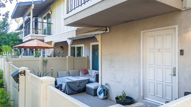 835 N Altadena Drive, Pasadena, CA 91107