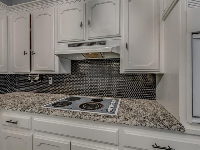 10220 Little Pond Drive, Oklahoma City, OK 73162