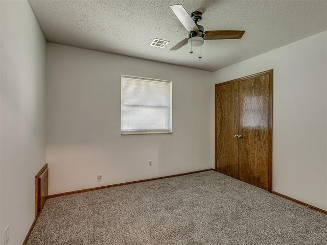10220 Little Pond Drive, Oklahoma City, OK 73162