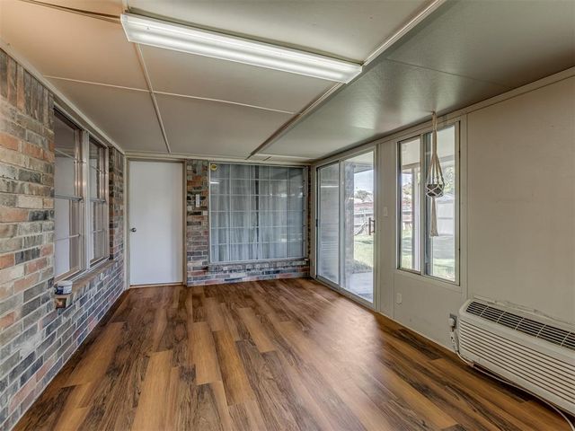 10220 Little Pond Drive, Oklahoma City, OK 73162