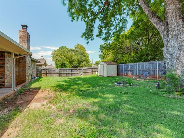 10220 Little Pond Drive, Oklahoma City, OK 73162