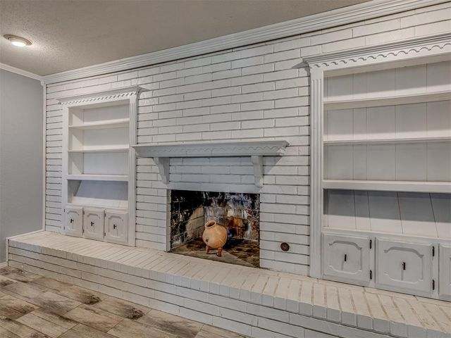 10220 Little Pond Drive, Oklahoma City, OK 73162