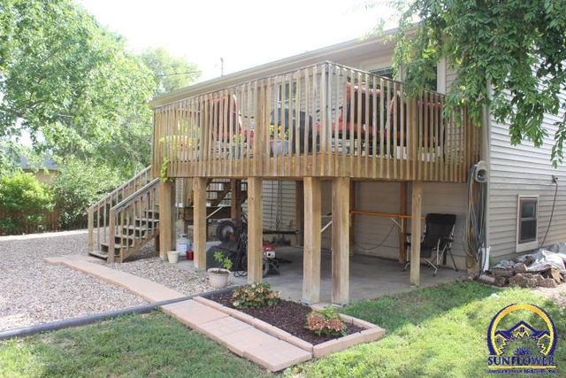 310 Lyter Ct, Carbondale, KS 66414