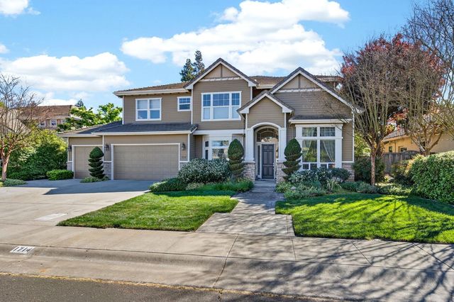 1714 Arena Dr, Davis, CA 95618