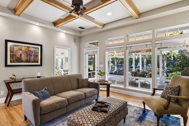 1714 Arena Dr, Davis, CA 95618