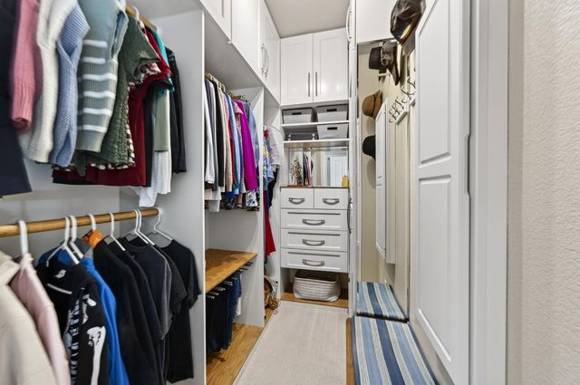 1714 Arena Dr, Davis, CA 95618