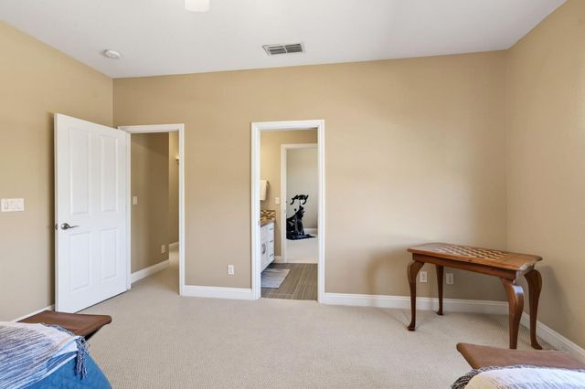 1714 Arena Dr, Davis, CA 95618