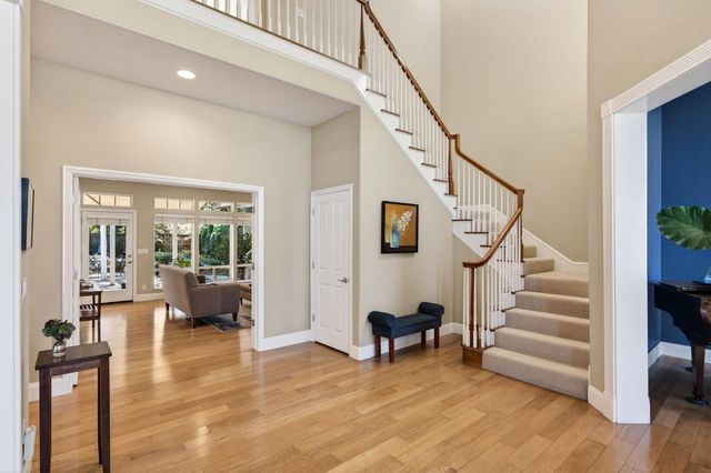 1714 Arena Dr, Davis, CA 95618