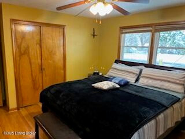 3212 Carrie Dr, Louisville, KY 40216