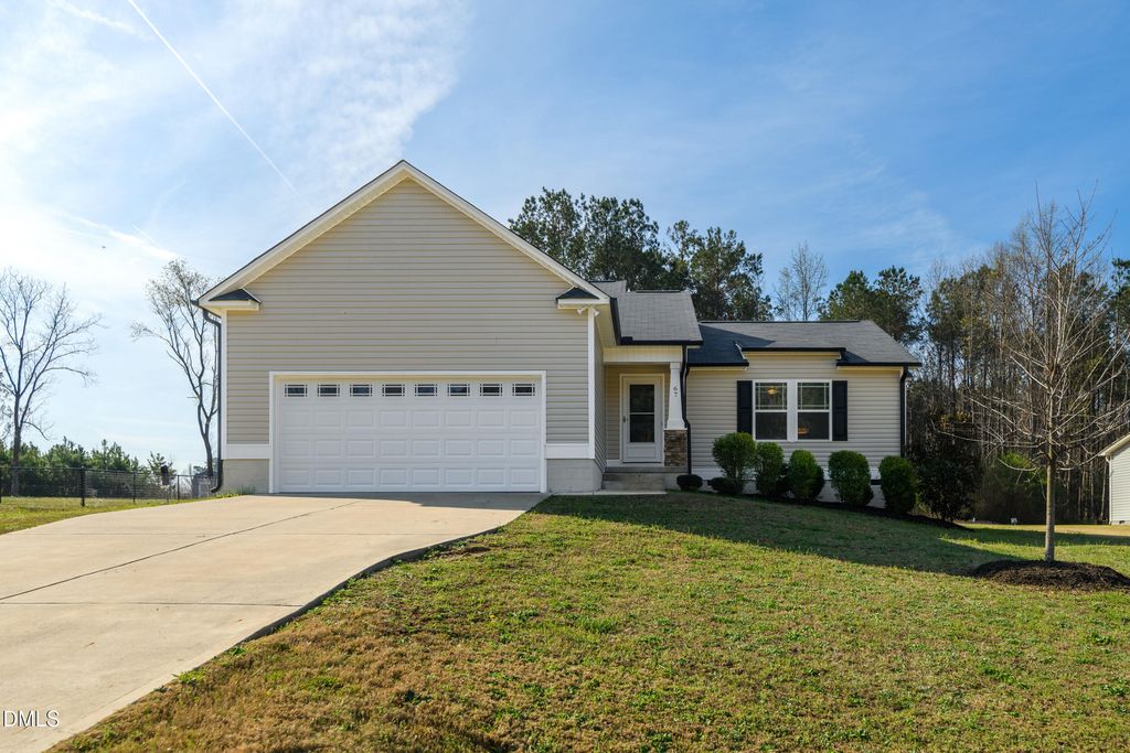 67 Dale Ridge Drive, Princeton, NC 27569