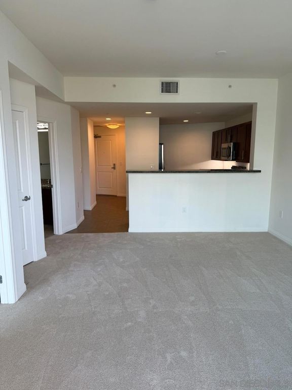 253 10th Ave 624, San Diego, CA 92101 — photo 2