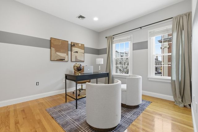 69 High Street 2, Boston, MA 02129