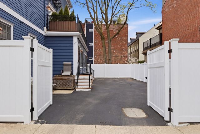 69 High Street 2, Boston, MA 02129