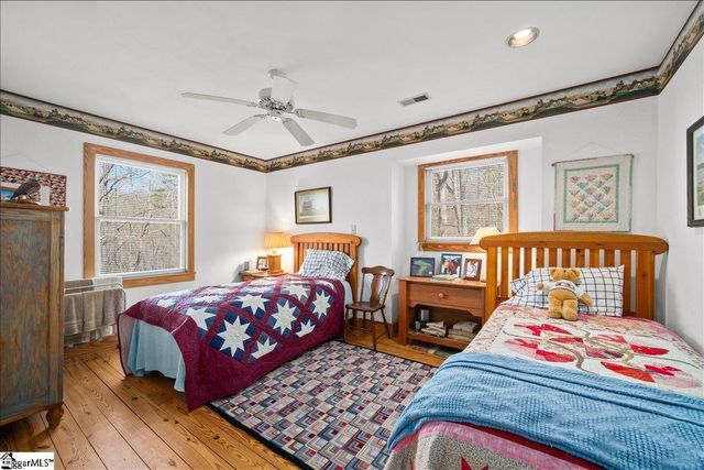 512 Doe Run, Pickens, SC 29671