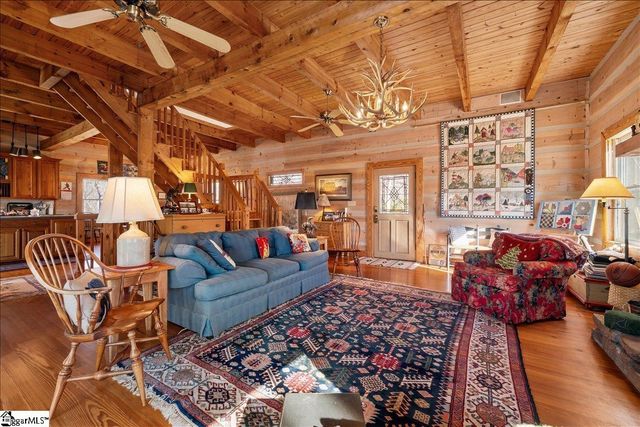 512 Doe Run, Pickens, SC 29671