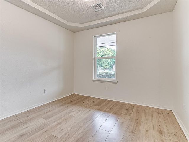 4701 Royal Oak Drive, Oklahoma City, OK 73135