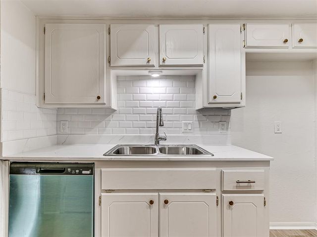 4701 Royal Oak Drive, Oklahoma City, OK 73135