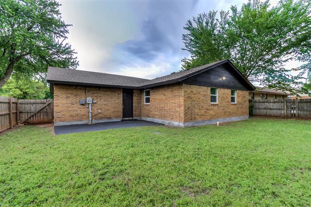 4701 Royal Oak Drive, Oklahoma City, OK 73135