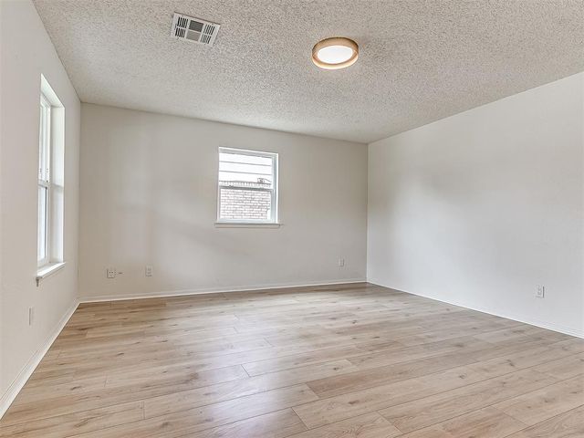 4701 Royal Oak Drive, Oklahoma City, OK 73135